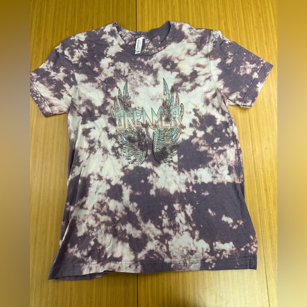 DREAMER ANGEL WINGS Purple White Tye Dye Shirt Womens Graphic Feathers Medium